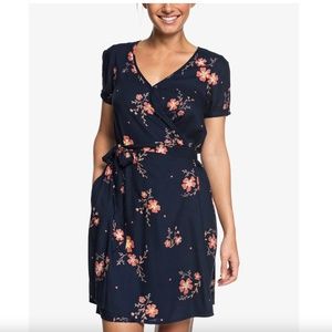 NWT Roxy Monument View Floral Print Wrap Dress In Dark Blue